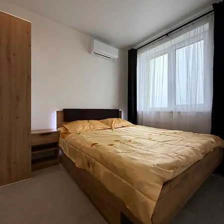 Apartment жк лузанівський парк